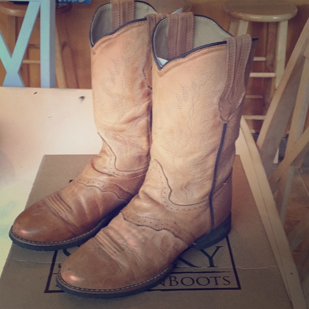 Smoky Mountain Tan Cowboy Boots Women’s 7